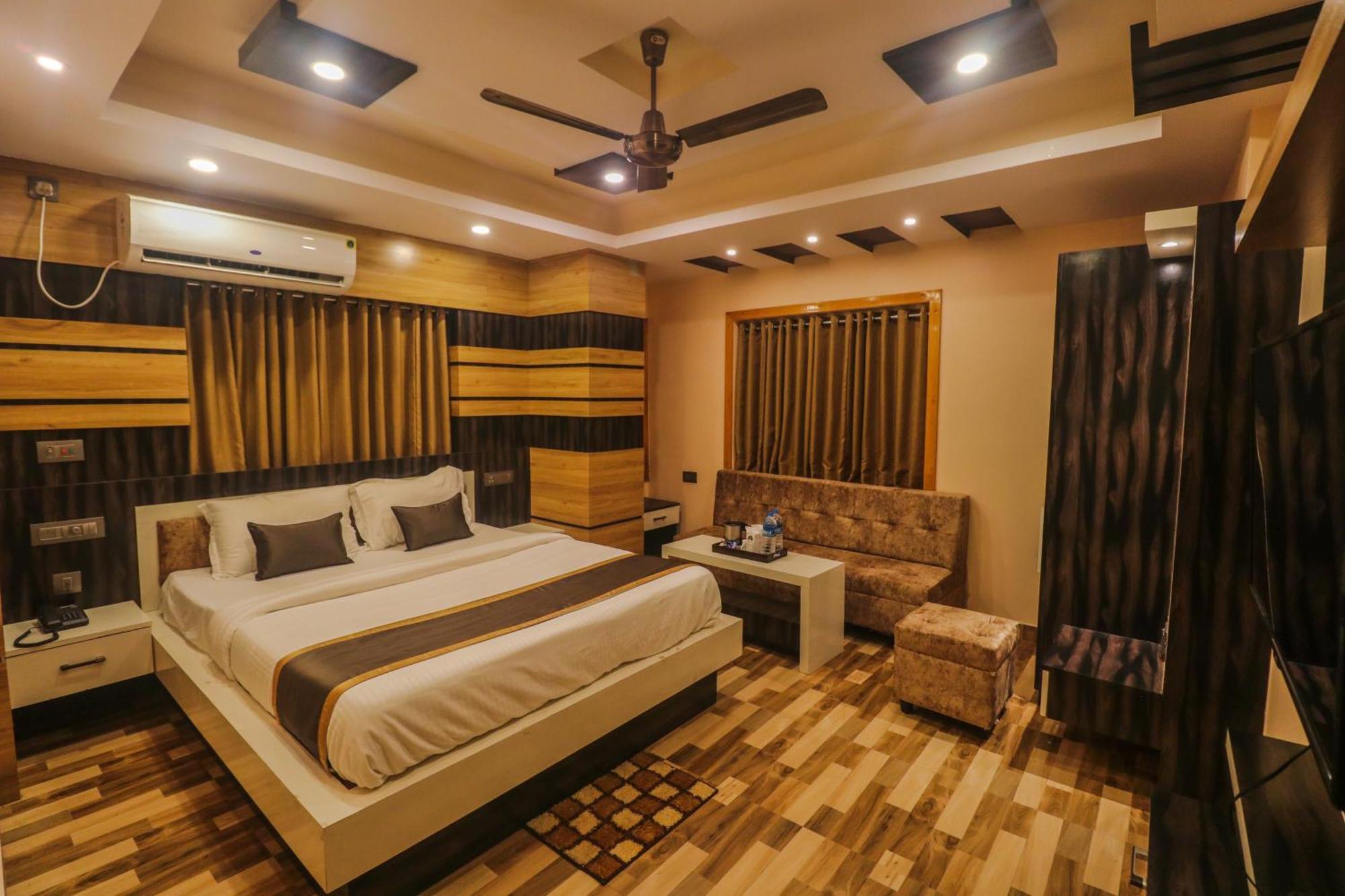 Mohar Residency Hotel โกลกาตา ภายนอก รูปภาพ