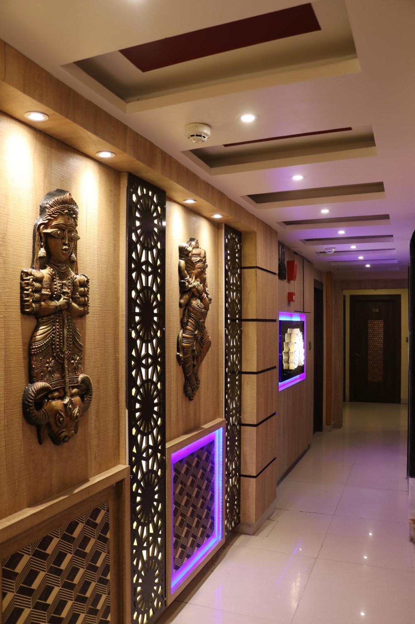Mohar Residency Hotel โกลกาตา ภายนอก รูปภาพ