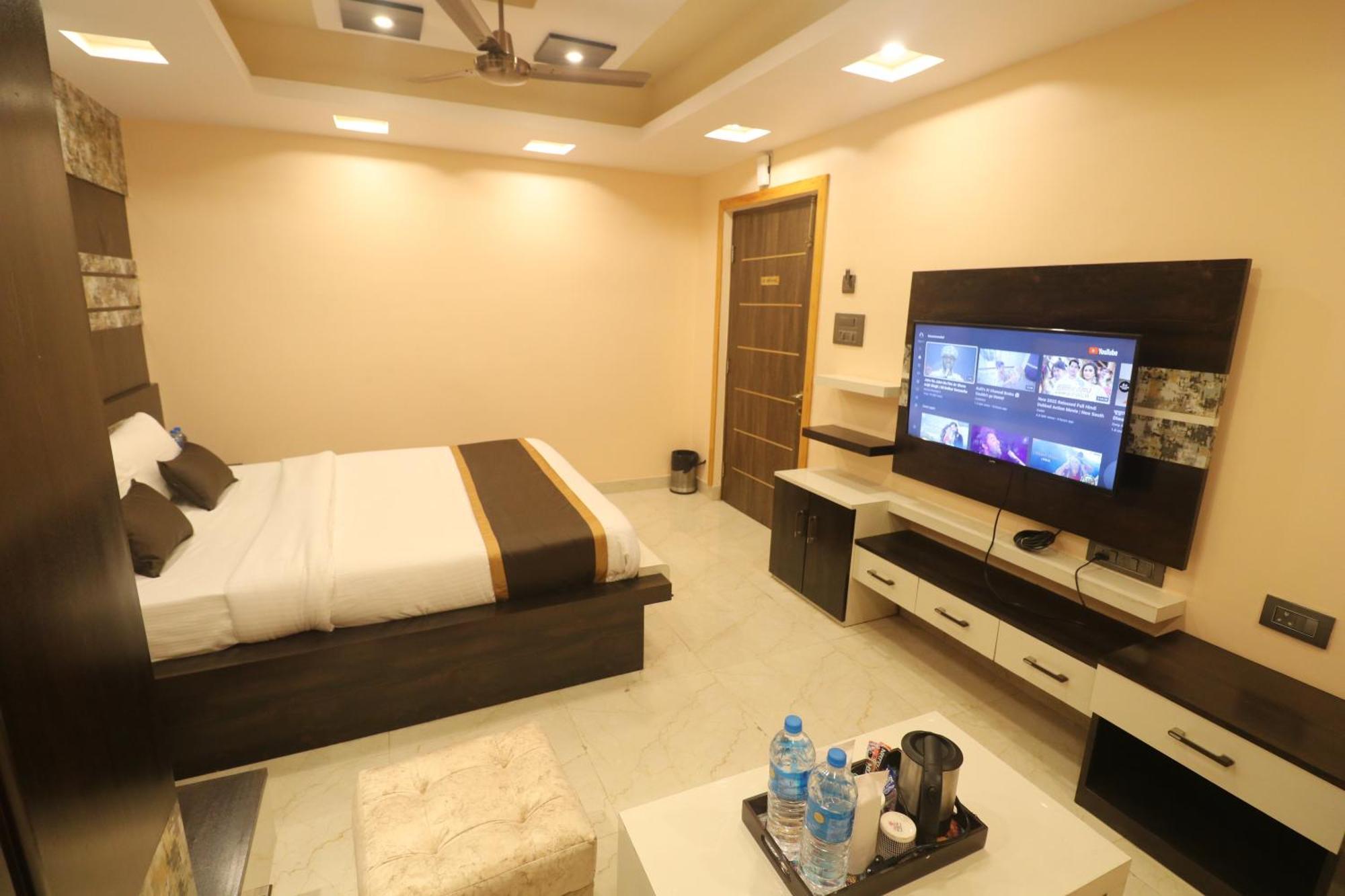 Mohar Residency Hotel โกลกาตา ภายนอก รูปภาพ